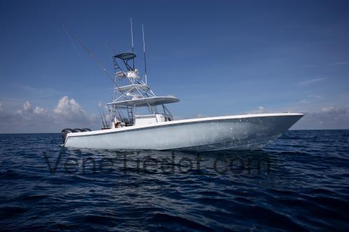 Contender 44 ST Tekniset tiedot ja arvostelut 